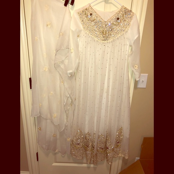 Dresses & Skirts - Pakistani dress